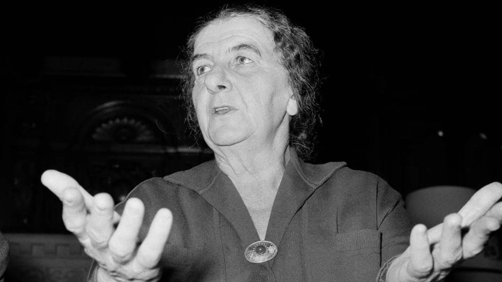 یادداشتهای اسدالله علم: وقتی نخستوزیر اسرائیل در خواب بود، شاه چه گفت؟