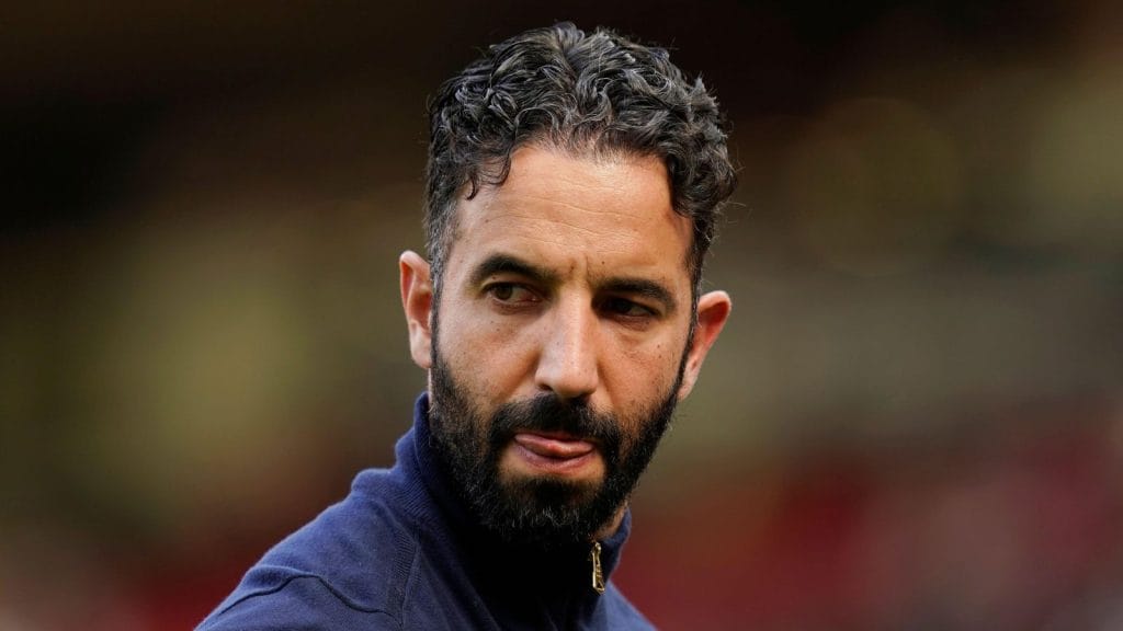 مانچستر یونایتد با ۲۰۰ میلیون پوند بهدنبال ۵ خرید طلایی: ترسها و امیدها برای هدف اصلی