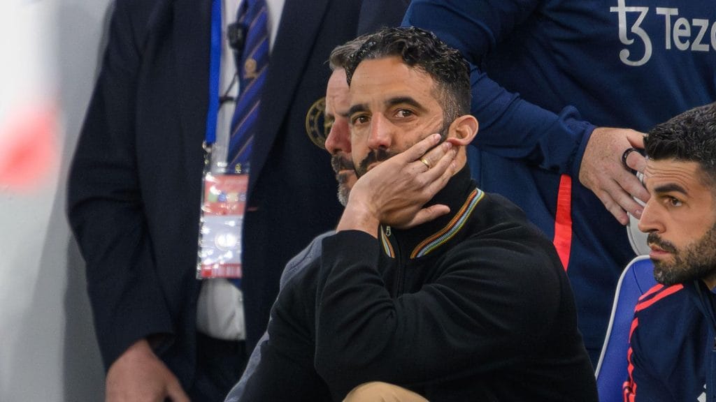 سرنوشت آموریم در خطر: آیا با شکست مقابل تاتنهام منچستریونایتد او را اخراج خواهد کرد؟