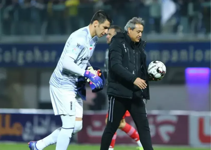 با همکاری دو دروازه‌بان و یک مربی: تنها رده‌ای که تراکتور نتوانست حفظ کند!