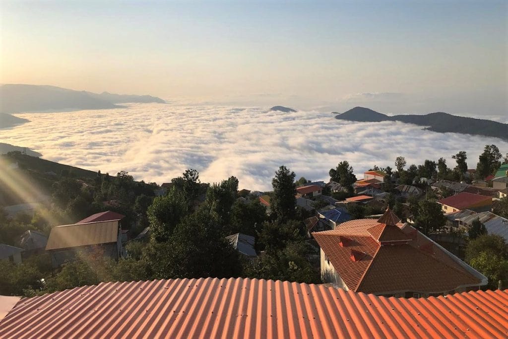 اوج زیبایی فیلبند: فصل مناسب برای گم شدن در اقیانوس ابرها!