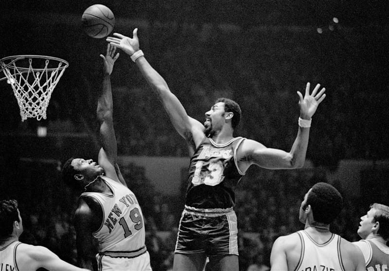 سلطان امتیاز NBA کیست؟ حدس میزنی چه کسی سایه غول چمبرلین را دنبال میکند؟"