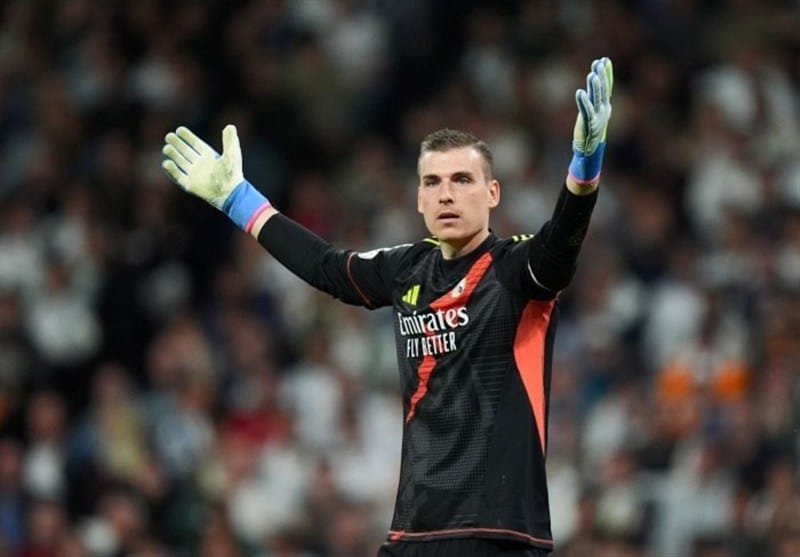 بمب نقل و انتقالات در ترکیه: ایکر مقدس به گالاتاسرای میرود؟ واکنش جنجالی سرمربی!"