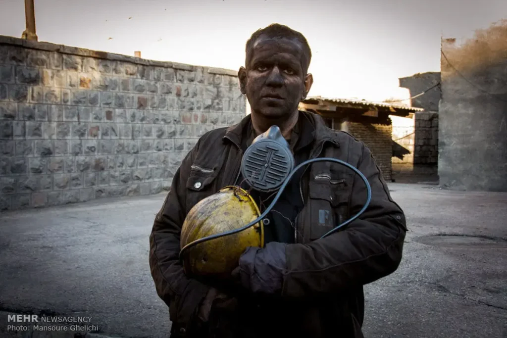 واکنش نماینده اصفهان به انسداد حساب شرکت ذوب آهن و بلاتکلیفی کارگران