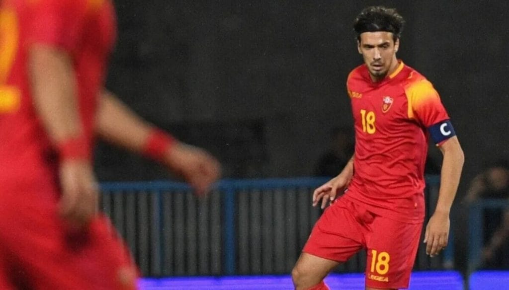 بمب نقل و انتقالات در راه است؟ افشاگری هاشمیان، پرسپولیس را تکان میدهد!"