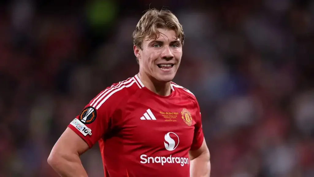 ​احتمال بازگشت هویلوند به سری‌آ: رم به دنبال جذب مهاجم منچستریونایتد