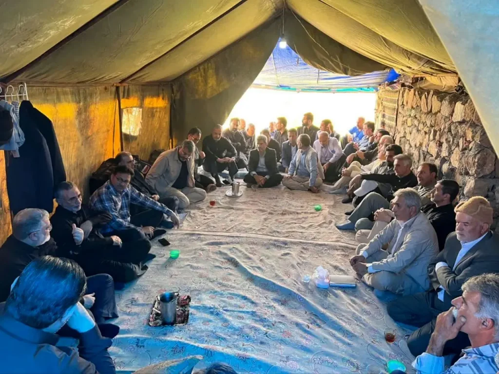 استاندار تهران در دل طبیعت بکر دشت لار؛ تجربه زندگی اصیل عشایری با مدیران ارشد!