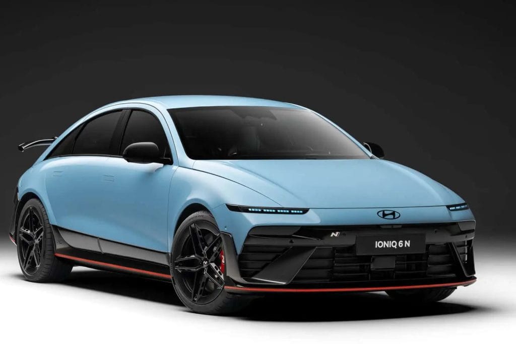 "هیوندای خودرویی با چراغهای عجیب و بالهای شگفتانگیز معرفی کرد!