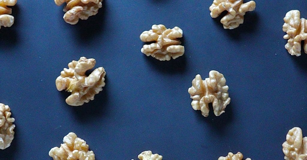 جهان‌های ناپیدا: سفر به اعماق ادراک و اندیشه‌های پنهان ذهن