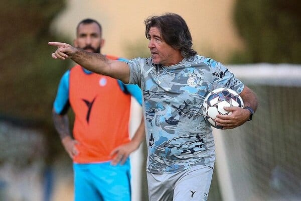 شوک بزرگ به استقلال: ساپینتو در مهم‌ترین بازی فصل روی نیمکت نیست!”