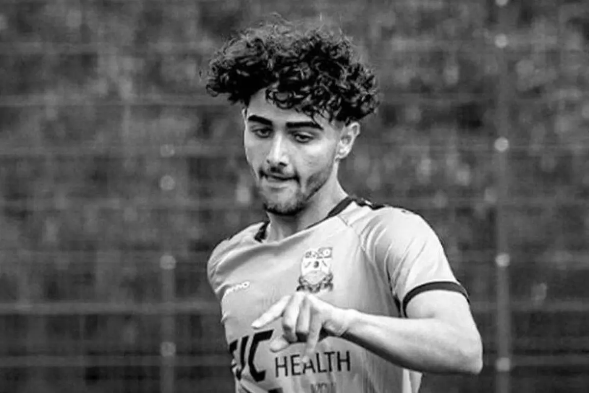 فوری: فوت فوتبالیست ایرانی در انگلیس (عکس)