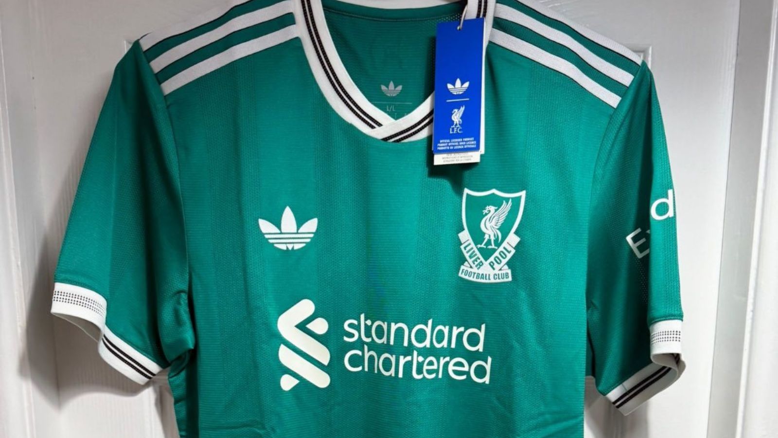 لیورپول هم به باشگاه خاص‌ها پیوست؛ کیت جدید رسید!