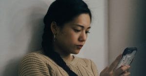 عشق در عصر هوش مصنوعی: روابط عاطفی ما چگونه دگرگون می‌شود؟