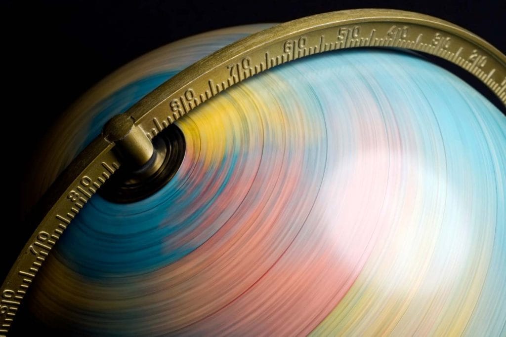 "۱۴ مرداد: زمین امروز سریعتر چرخید؛ روزی که زمان تندتر گذشت!