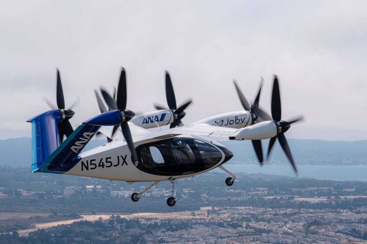 "خودروساز بزرگ به آسمان می‌آید: تاکسی‌های پرنده در راهند!