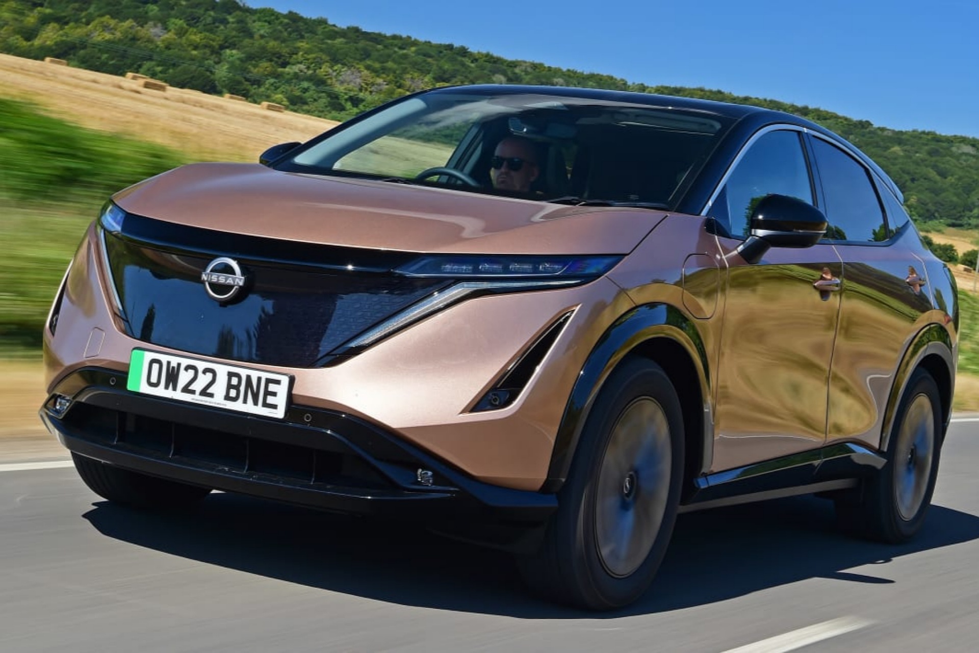 "سقوط شوکهکننده قیمت نیسان آریا؛ فرصت طلایی برای خریداران!