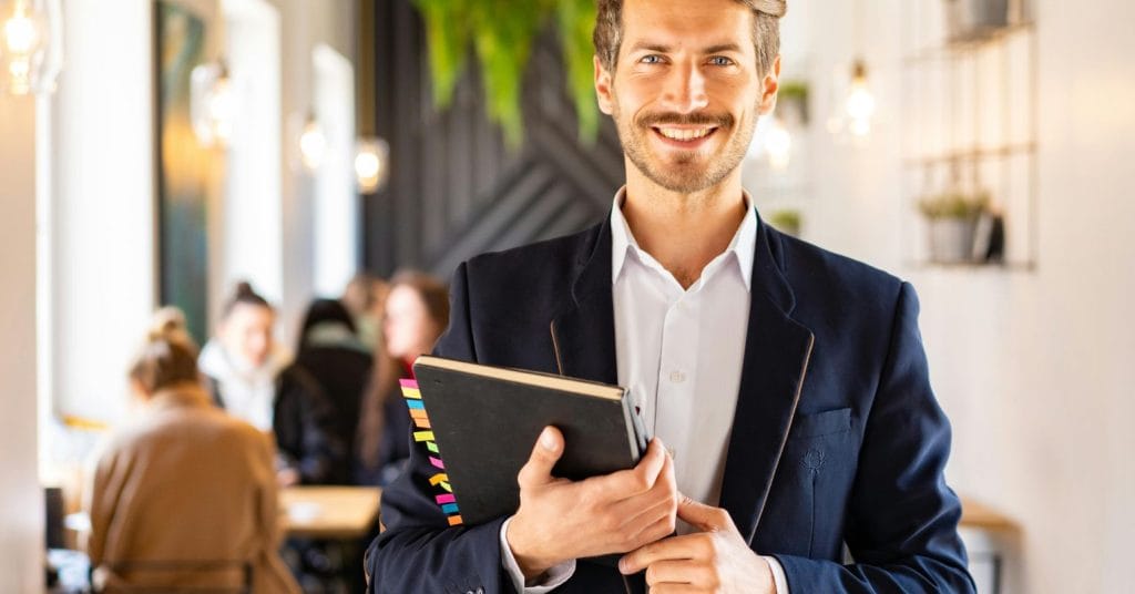 رهبری جذاب: راز هدایت تیم با قدرت مغناطیس درونی