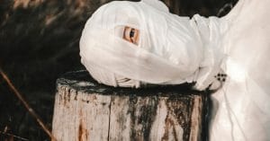 چرا داستان جنایت واقعی برایتان مثل یک اعتیاد جذاب است؟