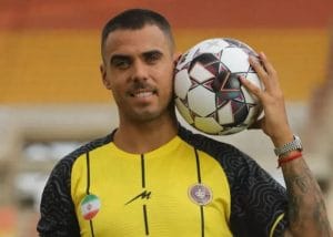 «شوکه کننده: ستاره سپاهان در آستانه نبرد سرنوشت ساز ناپدید شد!»