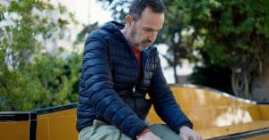 ۵ نشانه غیرمنتظره پارکینسون که روابط اجتماعی شما را زیرورو می‌کند