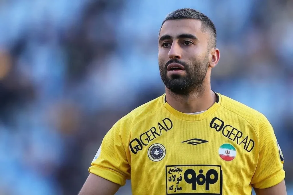 پشت پرده حکم مهاجم سپاهان در بازیهای مقابل استقلال و تراکتور فاش شد!