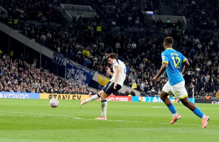 گل دقیقه ۹۰+: رویای تاتنهام خاکستر شد!