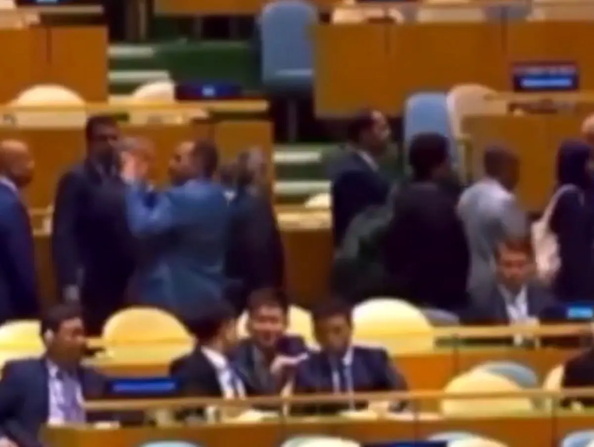 دهها هیأت پیش از سخنرانی نتانیاهو سالن را ترک کردند