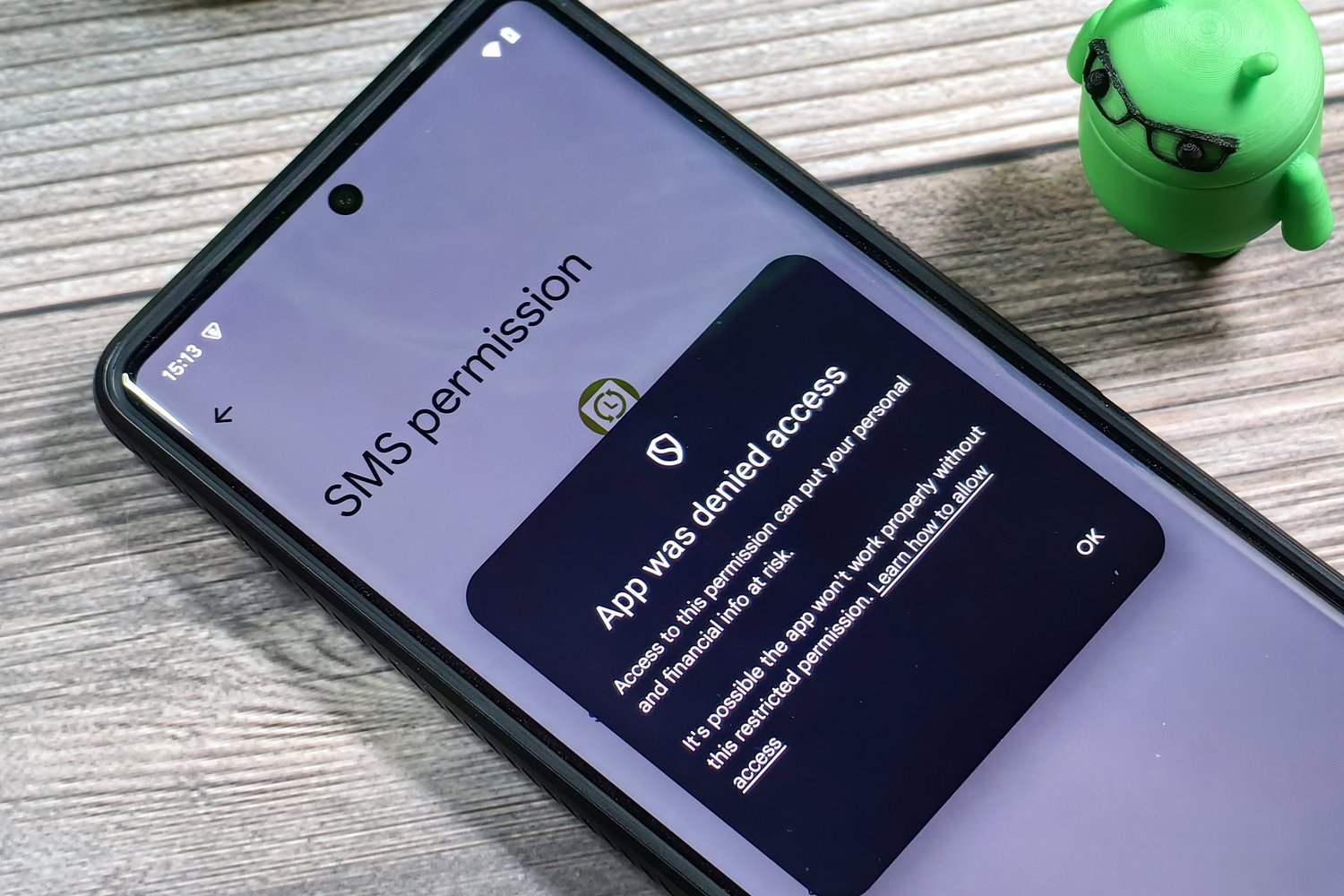 اندروید در خطرناکترین پیچ تاریخ: خداحافظ برنامههای خارج از گوگل پلی؟