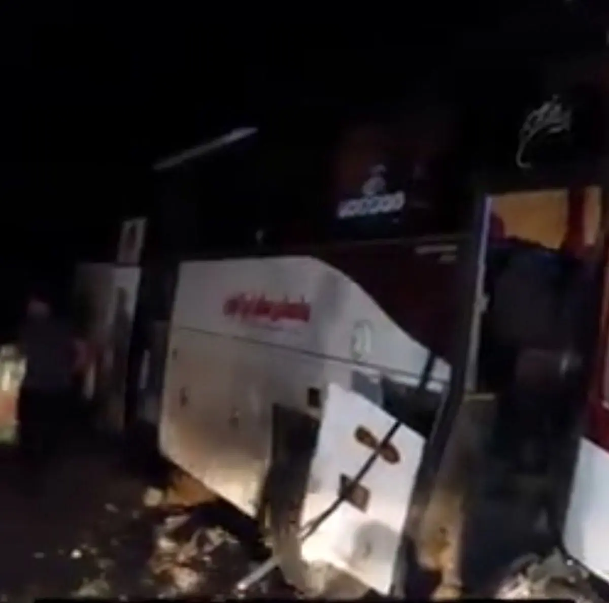 انحراف اتوبوس درجاده سبزوار ۴۰ مصدوم بر جای گذاشت