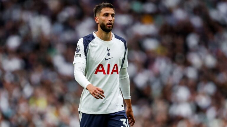 بنتانکور برای آینده در تاتنهام ماندنی شد؛ چه اتفاقی در انتظار ستاره اروگوئه است؟