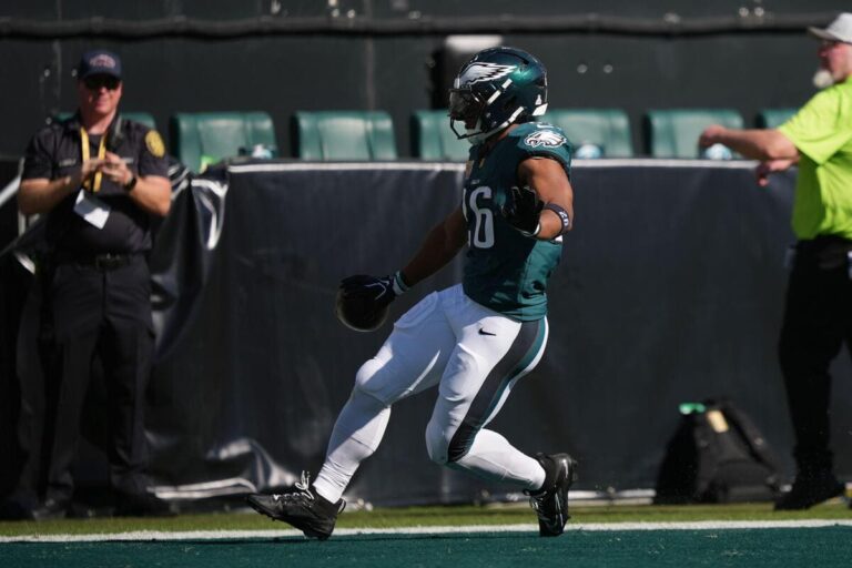 واکنش باورنکردنی عقاب‌ها: بارکلی با وجود مصدومیت آماده نبرد در هفته ششم است!