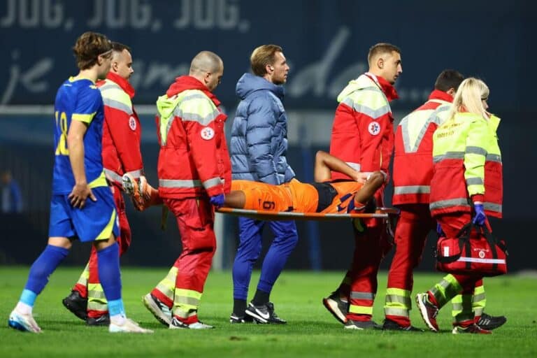 ستاره جوان برنتفورد پروازش نیمه کاره ماند!