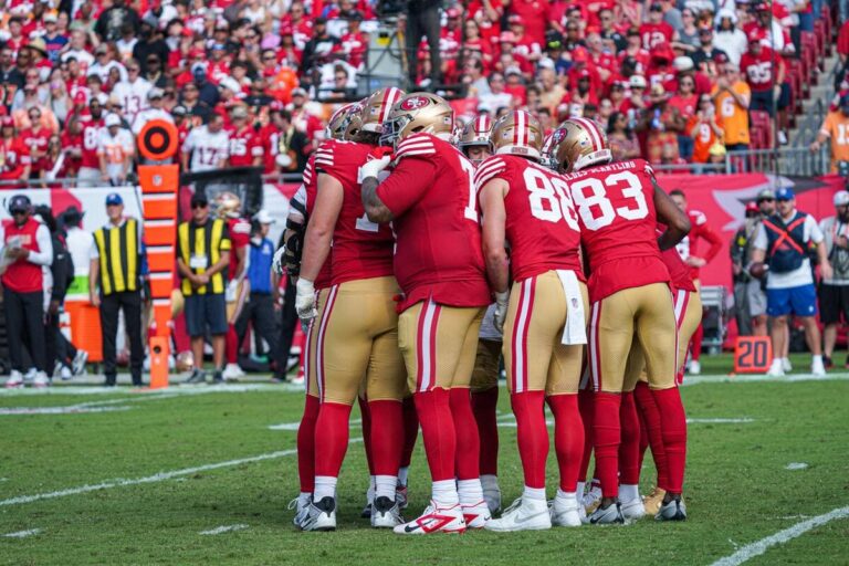 پیش‌بینی هفته هفتم NFL: نبردهای حساس پلی‌آف و جدال غول‌ها!