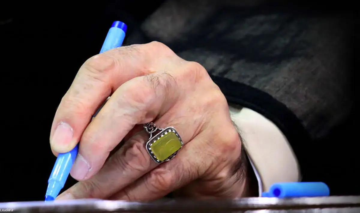 پیام تسلیت رهبر انقلاب در پی درگذشت خیّرِ نیکوکار حاج حسین مهدیان