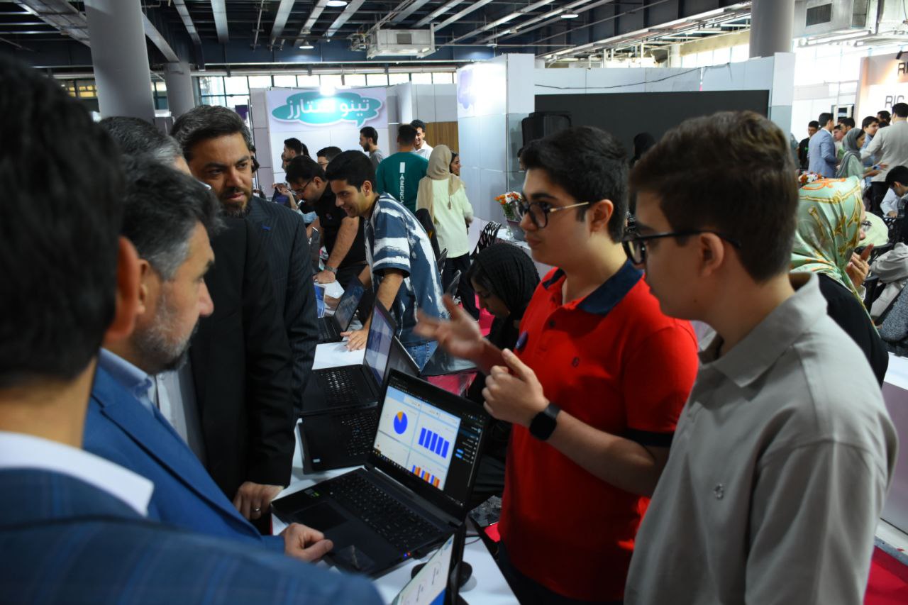 نسل Z فاتح قله‌های استارتاپی!