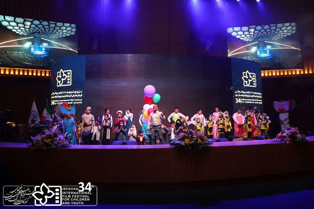 جادوی کودکی روی پرده: کدام فیلم‌ها قلب‌ها را تسخیر کردند؟!"