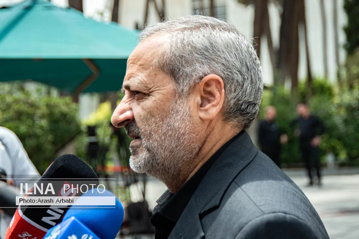 عدالت آموزشی با تلویزیون: رویا یا واقعیت؟"