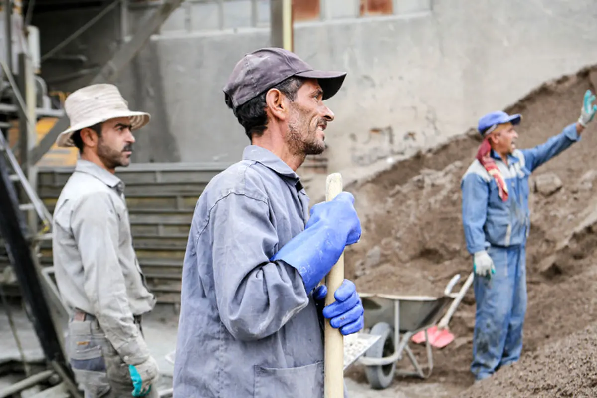 “بیمه طلایی کارگران ساختمانی: رویایی که واقعی می‌شود؟!”