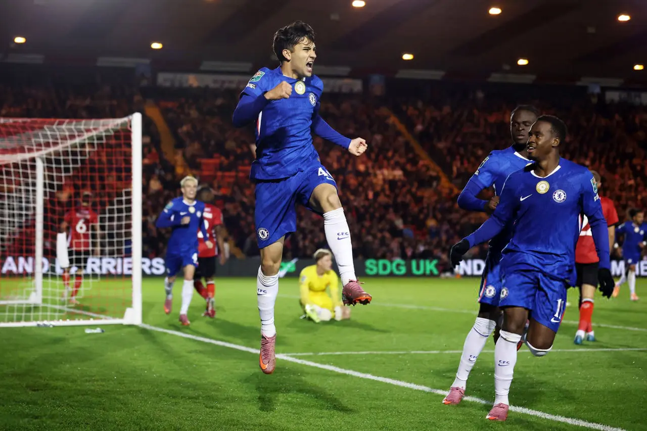 راز ترکیب چلسی مقابل بنفیکا فاش شد: گام بلند آبیها به سوی پیروزی!