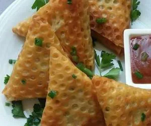 طرز پیچیدن پیراشکی با نان لواش آسان و خوشمزه منحصربه‌فرد