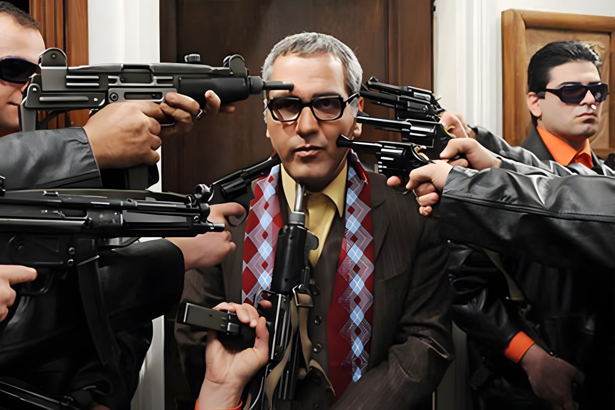 مهران مدیری دوباره نقاب می‌زند: مرد هزار چهره بازمی‌گردد!