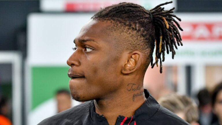 “فاجعه لیائو در ایتالیا؛ ستاره سابق تیم ملی: نه گل می‌زند، نه پاس گل می‌دهد!”