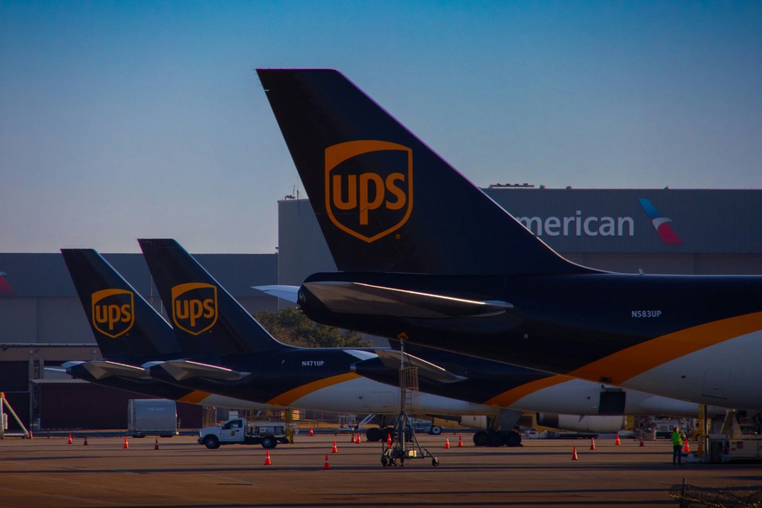 آمریکا: راز نابودی بستهها، پشت دیوارهای گمرک!