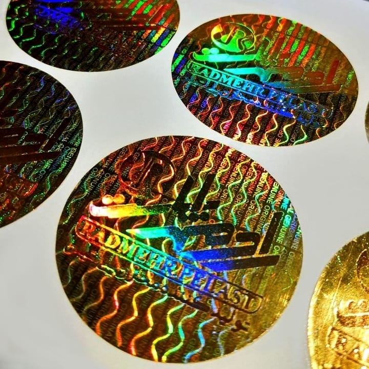 رنگ هولوگرام خیره‌کننده و ضروری برای طراحی‌های آسان