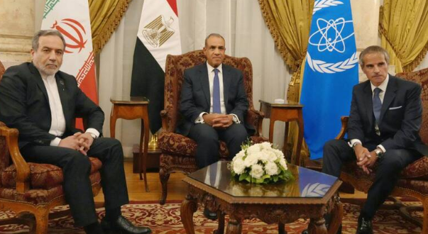 تقابل دیپلماتیک: بررسی پیامدهای فشار سیاسی غرب بر پرونده هسته ای ایران در شورای حکام