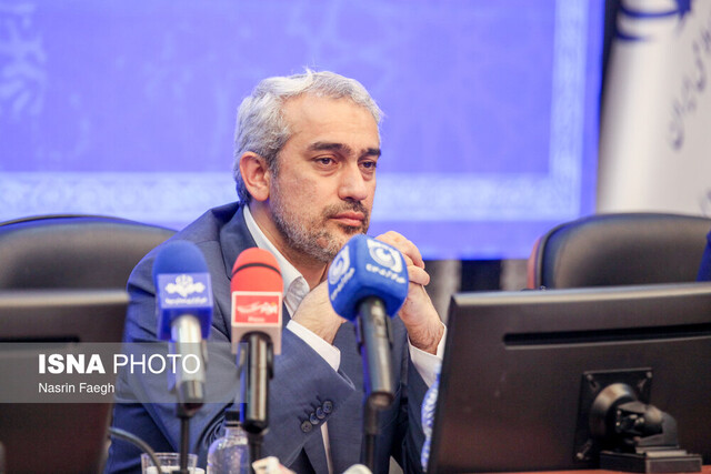 اقتصاد ایران در مسیر اصلاحات: ۸ فرمان وزیر برای خروج از بحران، از احیای بورس تا عادی سازی روابط مالی بین المللی