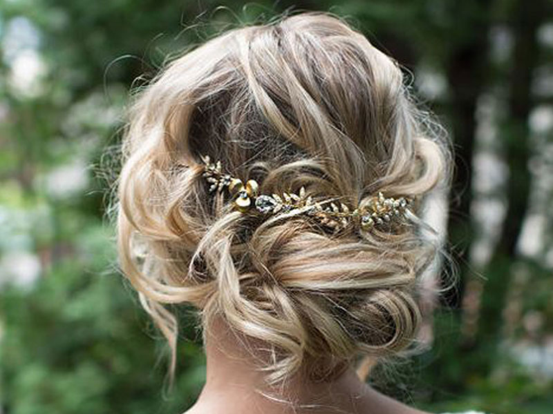 C:UsersAsaatirPC.comDesktopشینیونeuropean-wedding-hairstyle.jpg