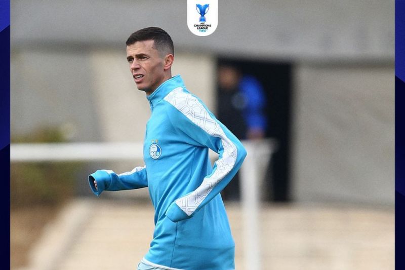 جنجال خنده های یاسر آسانی؛ وقتی حذف پرسپولیس سوژه کری خوانی ستاره استقلال می شود