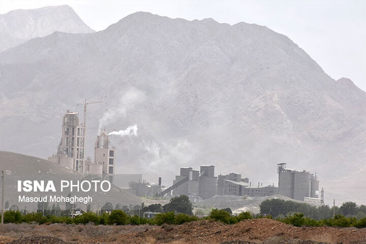 بحران انرژی در صنعت سیمان؛ وقتی وعده های دولتی با قطعی گاز و برق دود می شود!