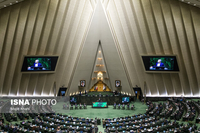 سقف کیفری مهریه ۱۴ سکه شد؛ تقابل فریادهای هشدار سمیه رفیعی و طعنه طنازانه «ای جونم» در مجلس